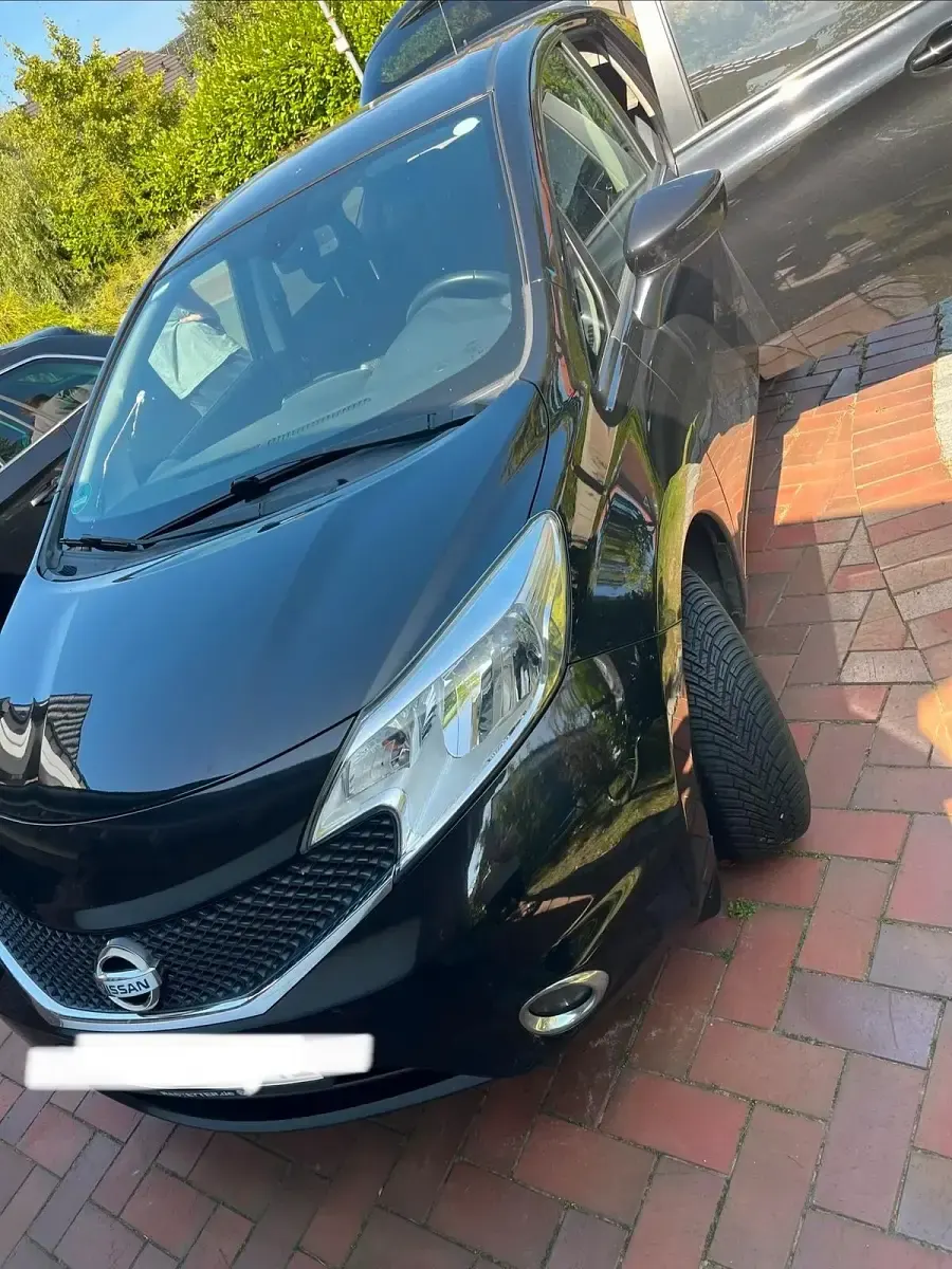 Gebraucht Nissan Note 90 PS (66 kW) 2016 Schwarz Kleinwagen
