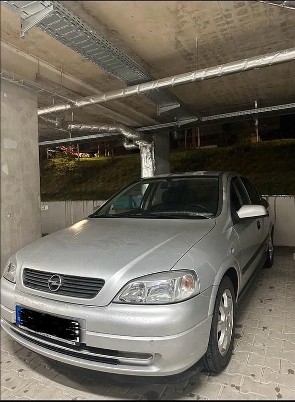 Silber Gebraucht 2002 Opel Astra Kleinwagen | 2.500 € (Fairer Preis) - Bild 1/4