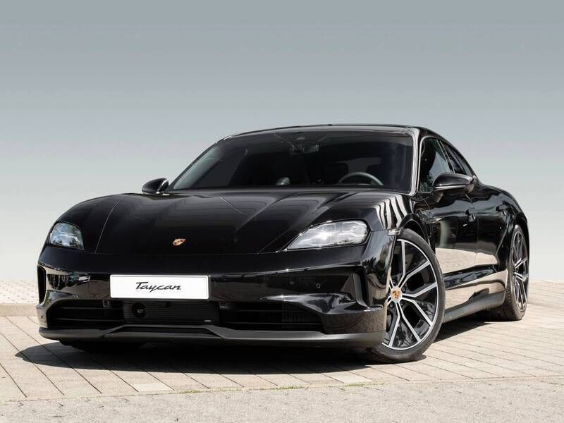 Tiefschwarzmetallic Gebraucht 2024 Porsche Taycan Limousine | 114.992 € (Guter Preis) - Bild 1/4