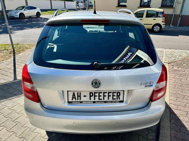 Gebraucht Skoda Fabia Style 86 PS (63 kW) 2008 Silber Kombi