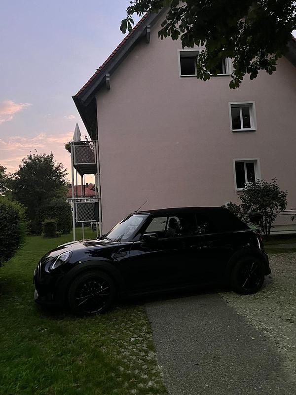 Gebraucht Mini Cooper Cabriolet 136 PS (100 kW) 2023 Schwarz Cabrio