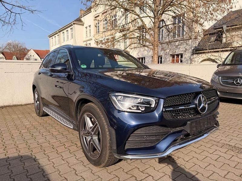 Gebraucht Mercedes GLC400d AMG line 330 PS (242 kW) 2022 Blau SUV