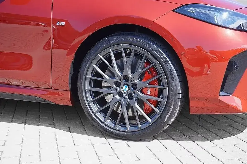 Gebraucht BMW 120 Performance 170 PS (125 kW) 2025 Rot Kleinwagen