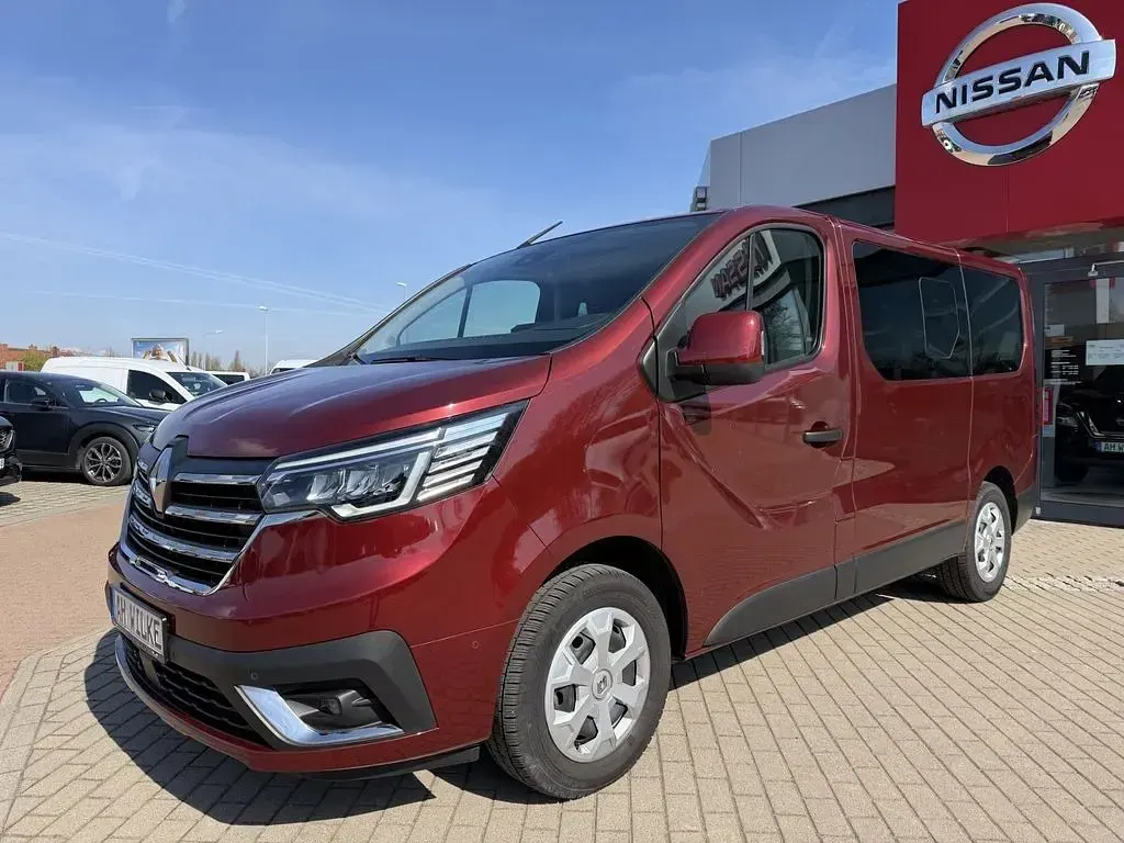 Gebraucht Renault Trafic 150 PS (110 kW) 2023 Rot Van / Kleinbus