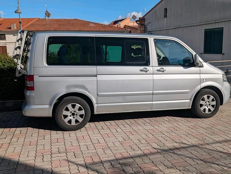 Silber Gebraucht 2003 VW T5 Van | 8.999 € (Etwas zu teuer) - Bild 1/4