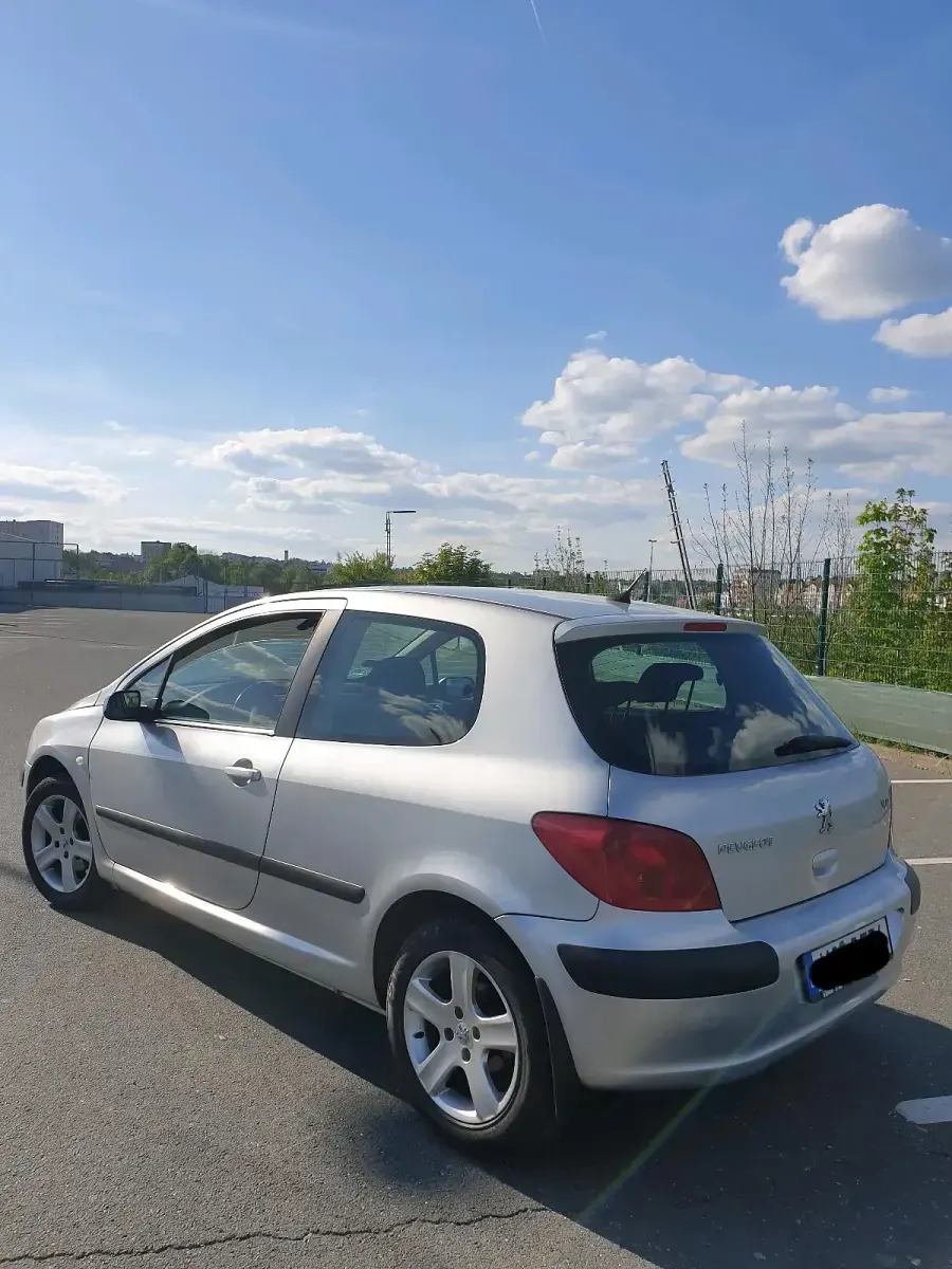 Gebraucht Peugeot 307 136 PS (100 kW) 2003 Silber Kleinwagen