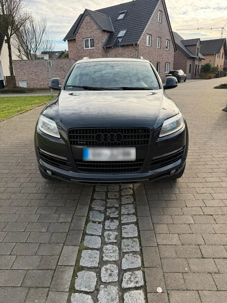 Second-hand Audi Q7 239 CP (175 kW) 2006 Negru SUV