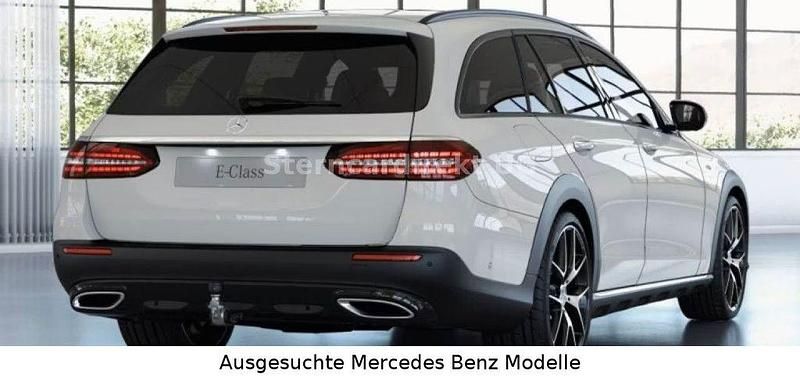 Gebraucht Mercedes E200 AMG 197 PS (144 kW) 2022 Weiß Limousine