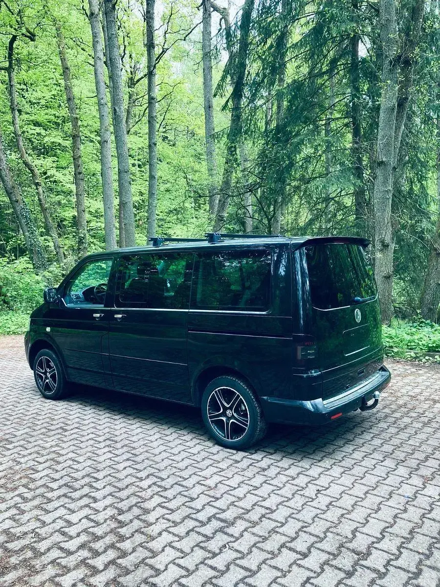 Gebraucht VW Multivan 174 PS (127 kW) 2006 Schwarz Van / Kleinbus