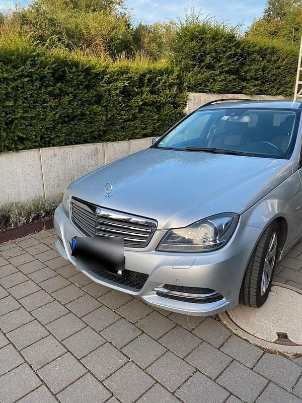Silber Gebraucht 2011 Mercedes C220 Kombi | 7.200 € (Guter Preis) - Bild 1/4