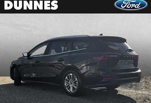 Neu Ford Focus Titanium 155 PS (114 kW) 2026 Rot Kombi