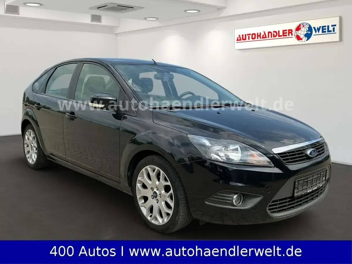 Gebraucht Ford Focus Style 116 PS (85 kW) 2009 Schwarz Limousine