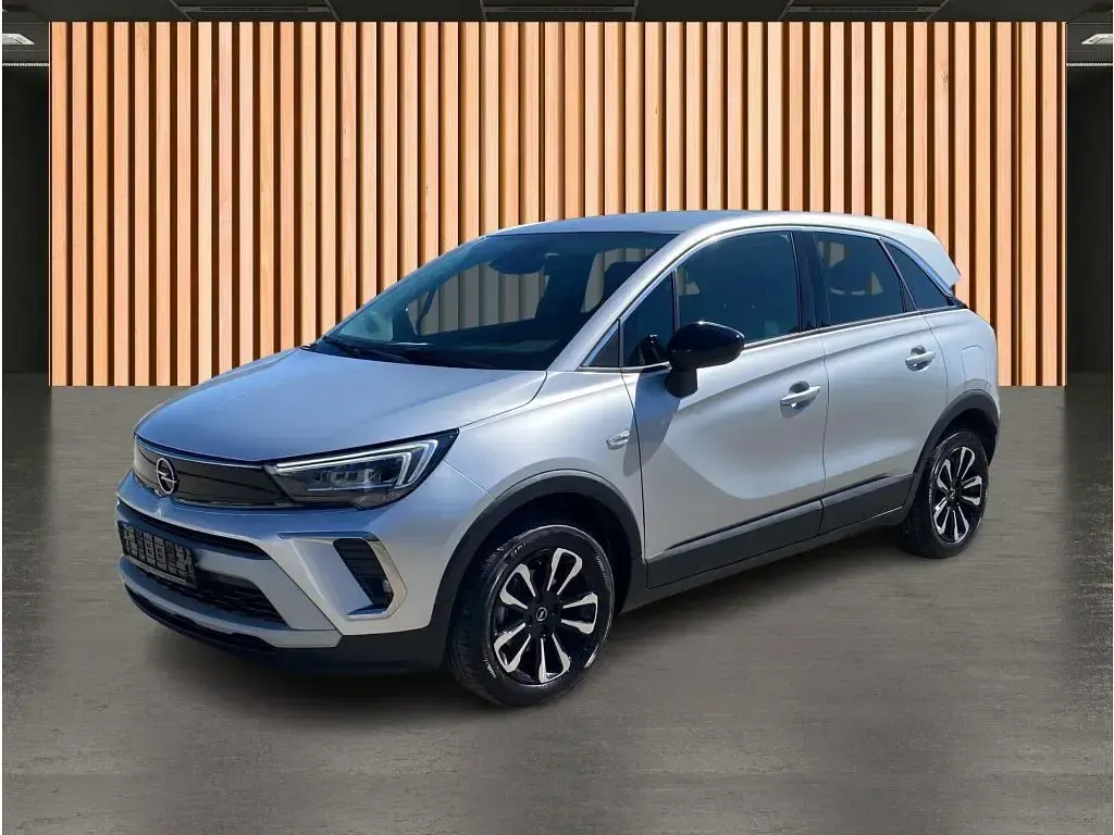 Gebraucht Opel Crossland Elegance 110 PS (80 kW) 2024 Silber silber (metallic) SUV