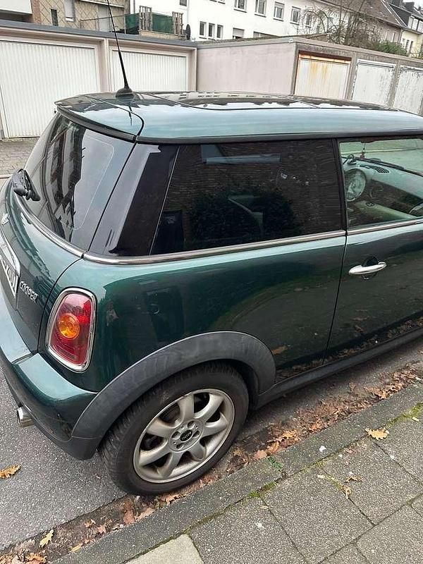 Gebraucht Mini Cooper D 109 PS (80 kW) 2009 Grün Kleinwagen