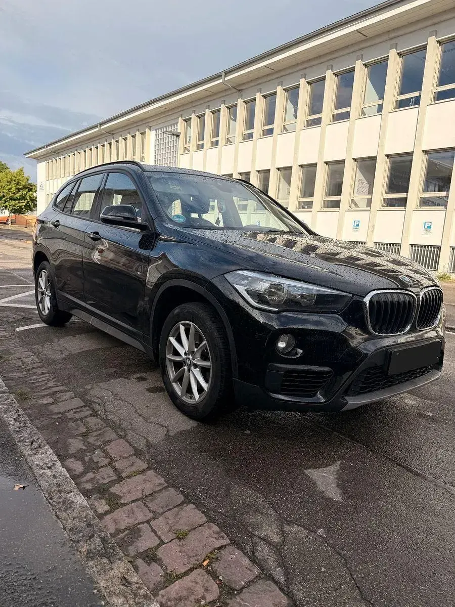 Gebraucht BMW X1 Advantage 192 PS (141 kW) 2019 Schwarz SUV