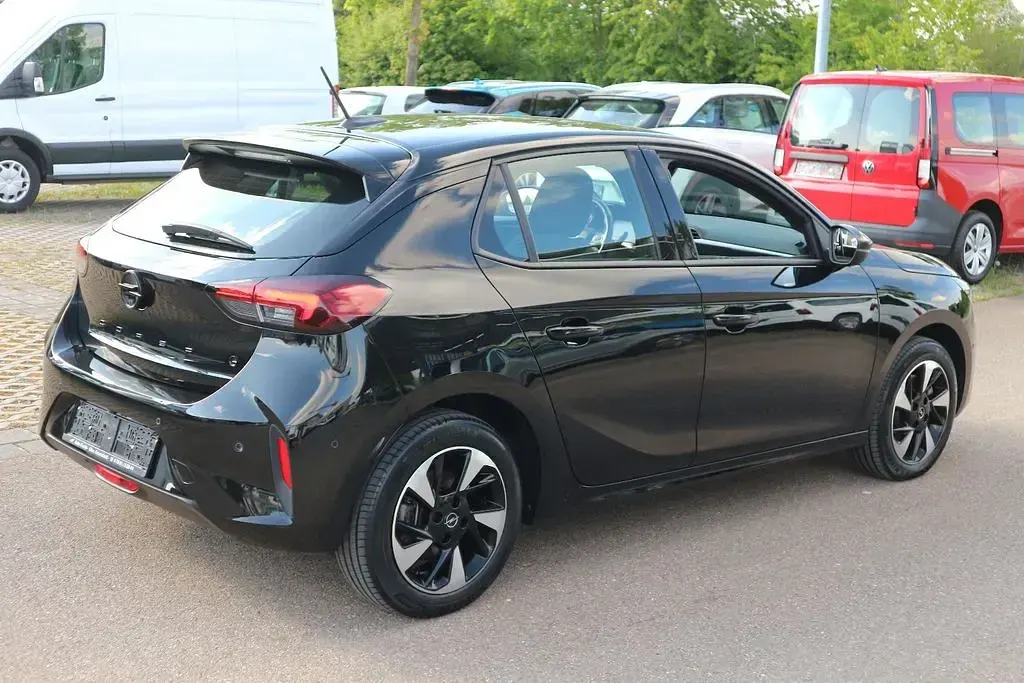 Gebraucht Opel Corsa-e 100 kW (136 PS) 2023 Schwarz Kleinwagen