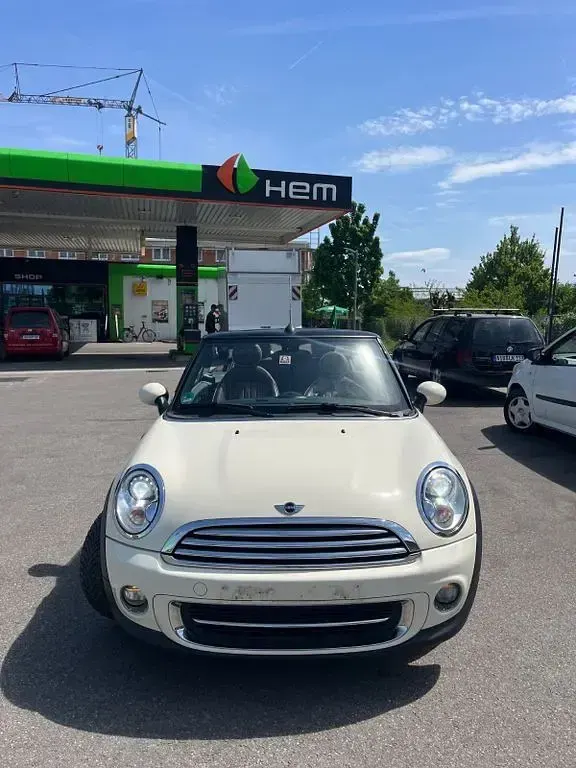 Second-hand Mini Cooper Cabriolet 122 CP (89 kW) 2011 Alb Cabrio