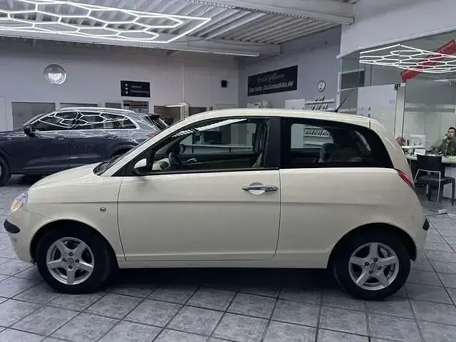 Gebraucht Lancia Ypsilon 80 PS (58 kW) 2006 Gelb Kleinwagen