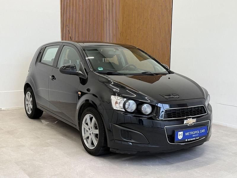 Schwarz Gebraucht 2011 Chevrolet Aveo LT Kleinwagen | 3.990 € (Fairer Preis) - Bild 1/4