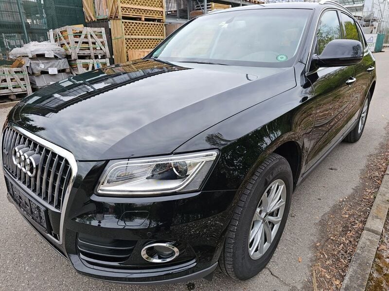 Schwarz Gebraucht 2016 Audi Q5 Comfort SUV | 19.490 € (Guter Preis) - Bild 1/4