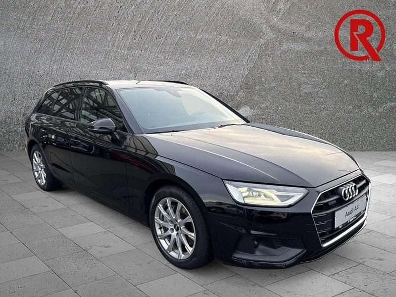 Gebraucht Audi A4 Sport 204 PS (150 kW) 2023 Schwarz Kombi