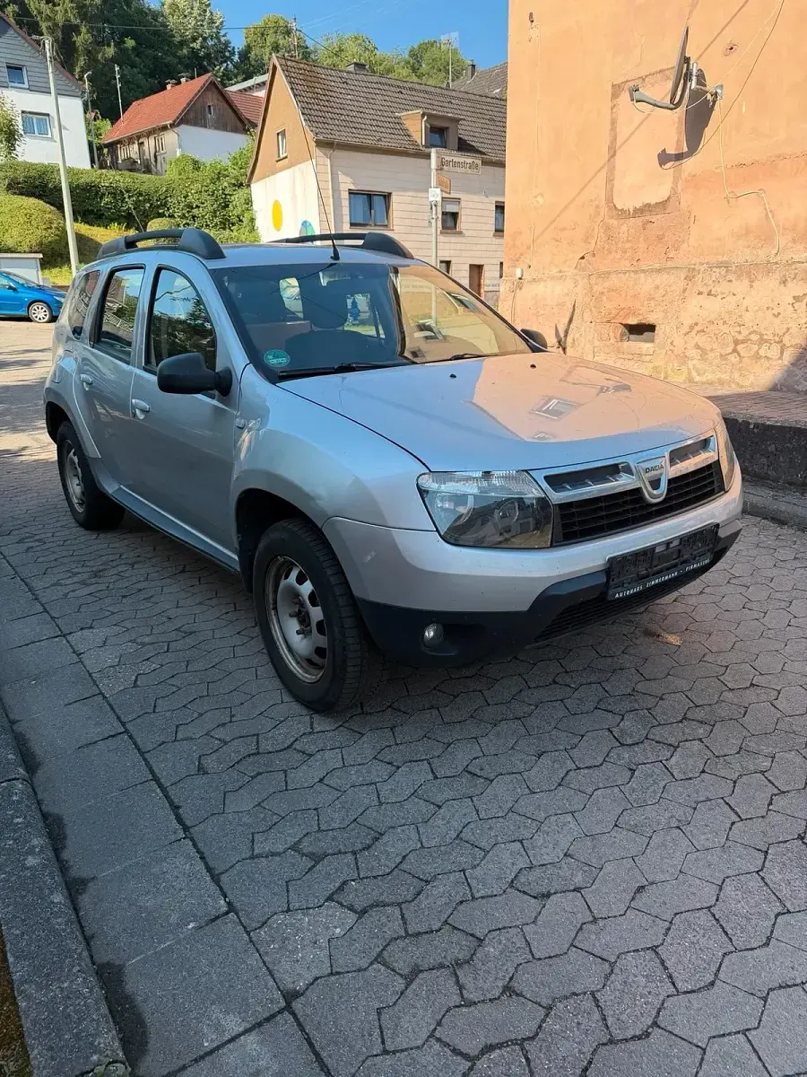 Gebraucht Dacia Duster Prestige 105 PS (77 kW) 2014 Silber SUV