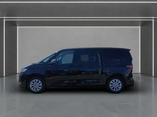Usata VW T7 Life 150 CV (110 kW) 2025 Nero Furgone