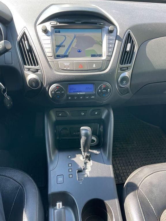 Gebraucht Hyundai ix35 Trend 184 PS (135 kW) 2015 Braun SUV