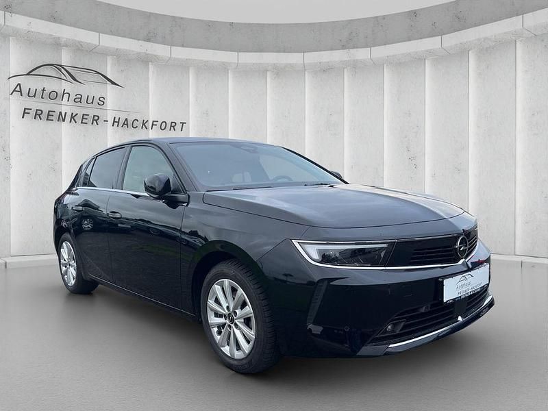 Schwarz Gebraucht 2023 Opel Astra Business Elegance Limousine | 18.999 € (Fairer Preis) - Bild 1/4