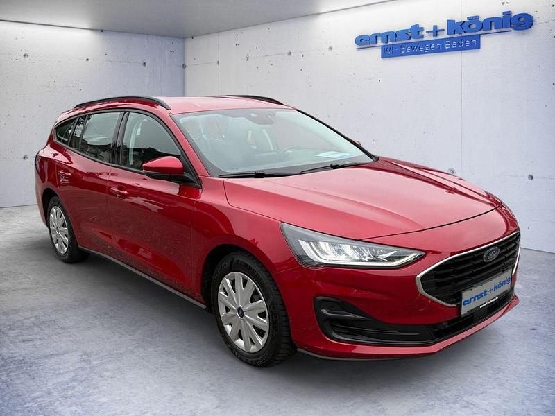 Używany Ford Focus 120 KM (88 kW) 2022 Czerwony Kombi