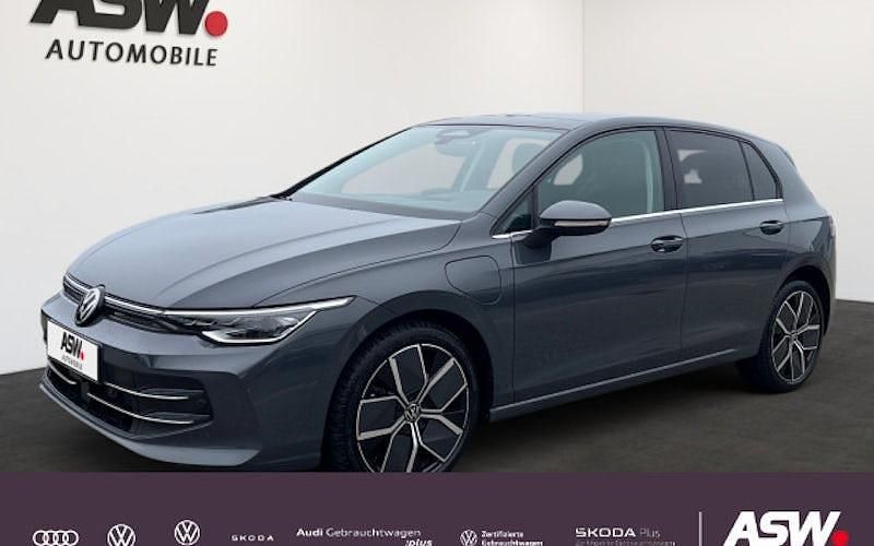 Grau Neu 2025 VW Golf VIII Style Limousine | 52.250 € - Bild 1/4