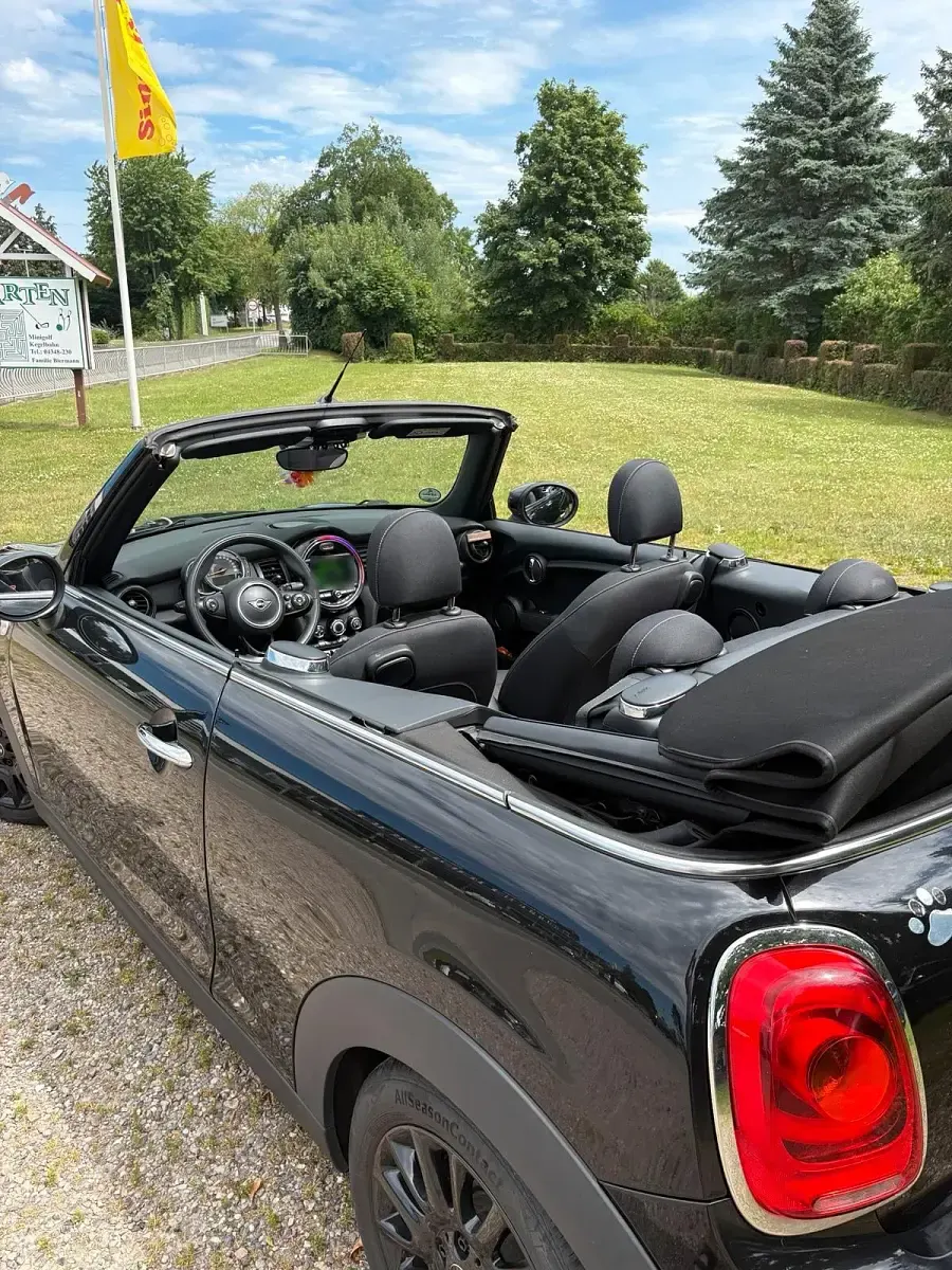 Gebraucht Mini One Cabriolet 102 PS (75 kW) 2020 Schwarz Cabrio
