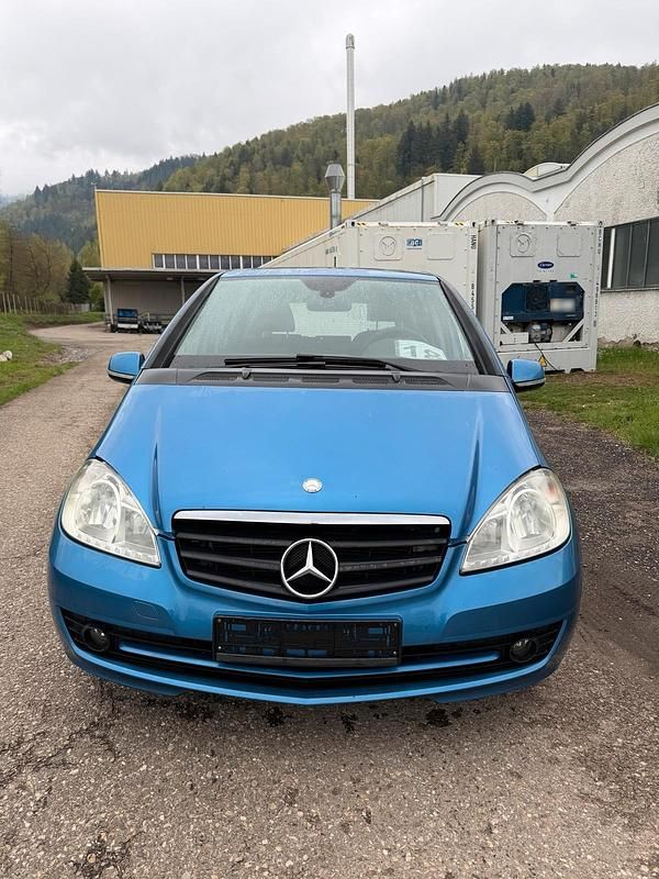 Usata Mercedes A150 2008 Blu Station wagon