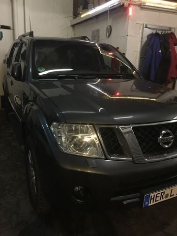 Gebraucht Nissan Pathfinder 231 PS (169 kW) 2011 Grau metallic SUV