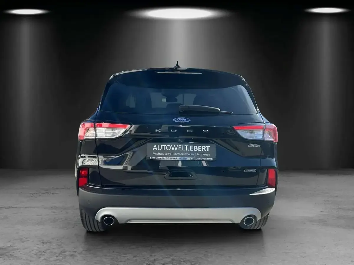 Gebraucht Ford Kuga Titanium 224 PS (164 kW) 2022 Schwarz SUV