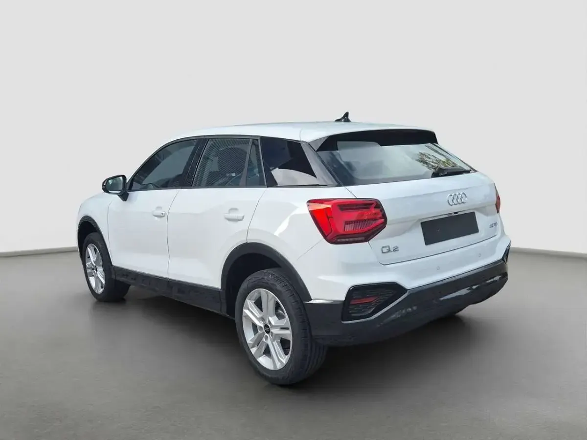 Nowe Audi Q2 Advanced Plus 150 KM (110 kW) 2025 Biały SUV