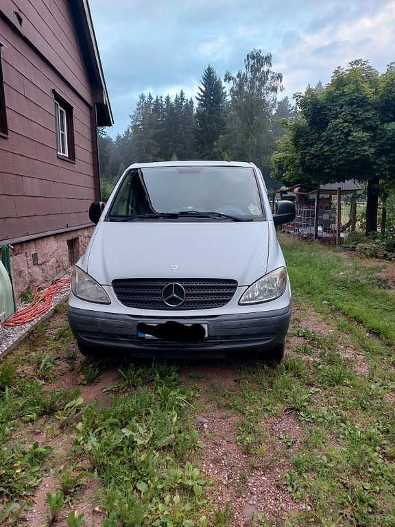 Weiß Gebraucht 2007 Mercedes Vito Van | 6.000 € (Fairer Preis) - Bild 1/4