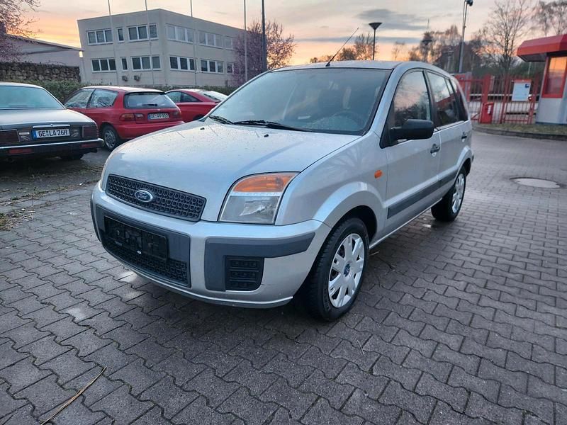 Gebraucht Ford Fusion 80 PS (58 kW) 2007 Silber Kleinwagen