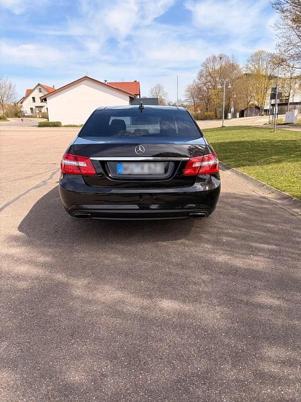 Gebraucht Mercedes 300 231 PS (169 kW) 2012 Schwarz Limousine