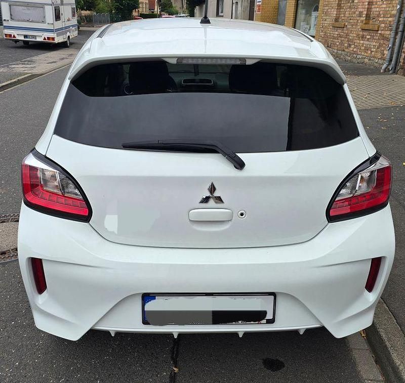 Gebraucht Mitsubishi Space Star Top 71 PS (52 kW) 2022 Weiß Limousine