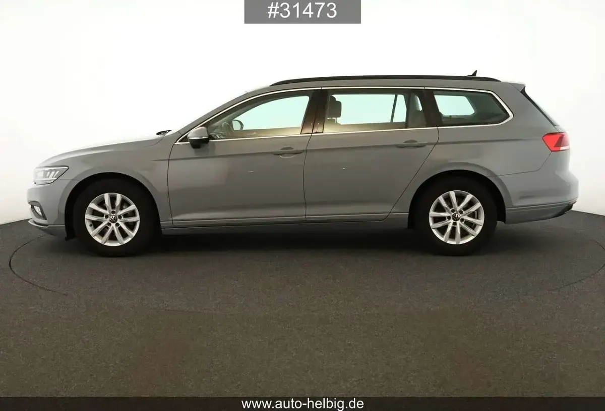 Gebraucht VW Passat Business 150 PS (110 kW) 2022 Grau Kombi