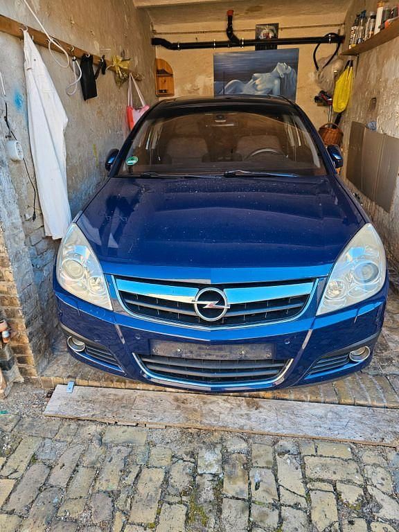 Blau Gebraucht 2006 Opel Signum Cosmo Kombi | 2.500 € (Fairer Preis) - Bild 1/4