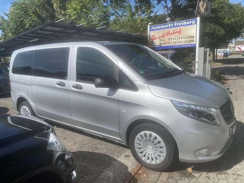 Second-hand Mercedes Vito 190 CP (139 kW) 2016 Argintiu Van