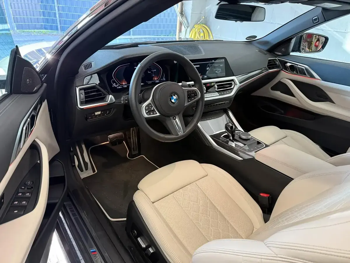 Gebraucht BMW M440 M Sport 374 PS (275 kW) 2022 Grau Cabrio