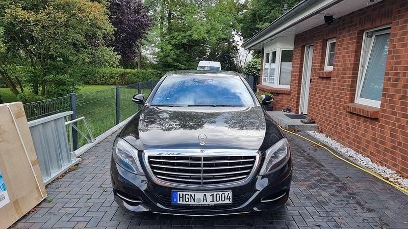 Schwarz Gebraucht 2017 Mercedes S500L Limousine | 38.999 € - Bild 1/4