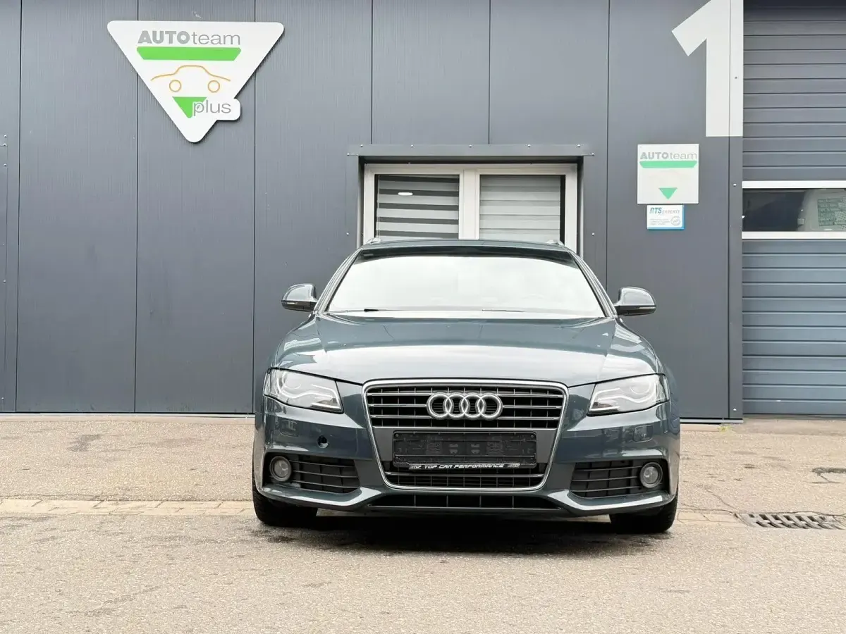 Gebraucht Audi A4 S-Line 180 PS (132 kW) 2009 Grau Kombi