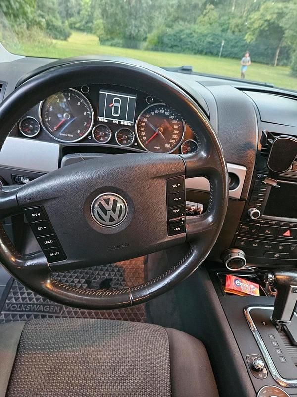 Gebraucht VW Touareg 241 PS (177 kW) 2006 Schwarz SUV