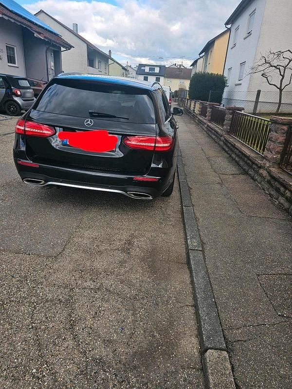 Gebraucht Mercedes E400 333 PS (244 kW) 2017 Schwarz Kombi