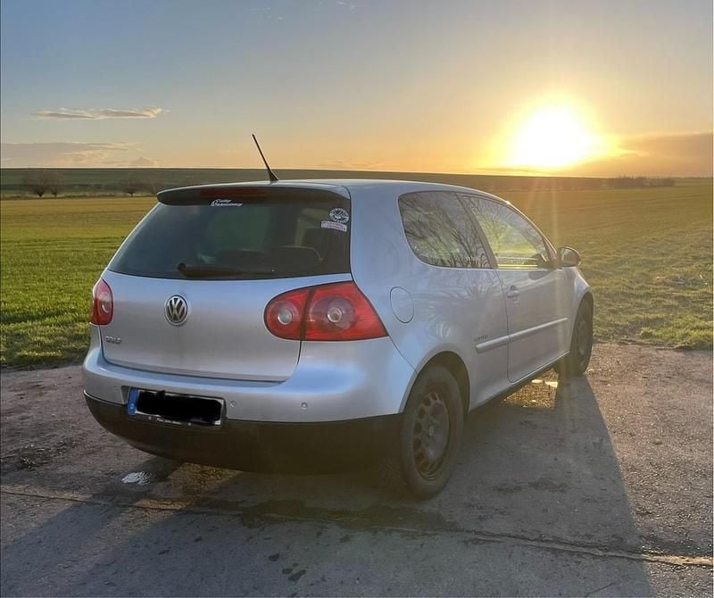 Gebraucht VW Golf V 80 PS (58 kW) 2008 Silber Kleinwagen