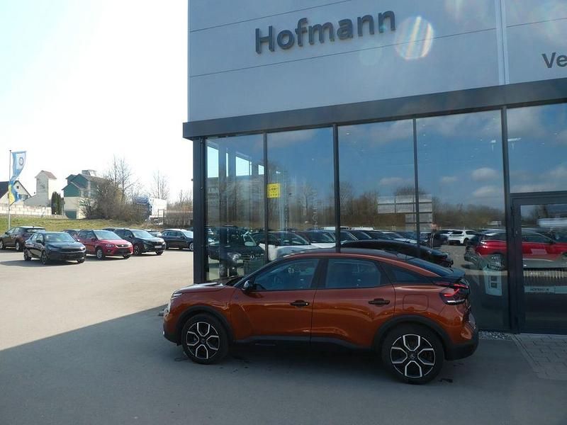 Gebraucht Citroën e-C4 Feel 100 kW (136 PS) 2022 Orange SUV